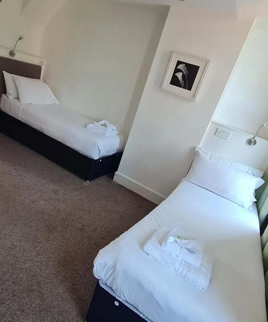 H.V Apartments 셰필드